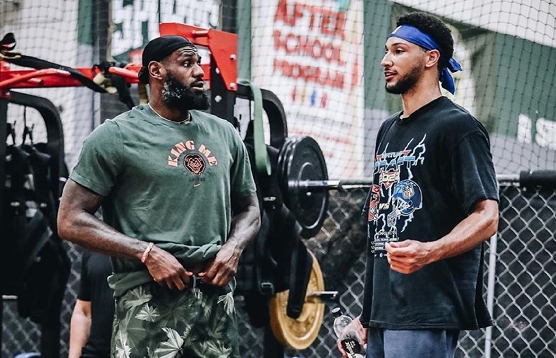 承担了一定 承担了一定