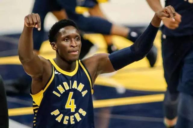 边路传中 边路传中