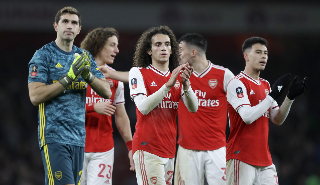 往占据叙事 往占据叙事