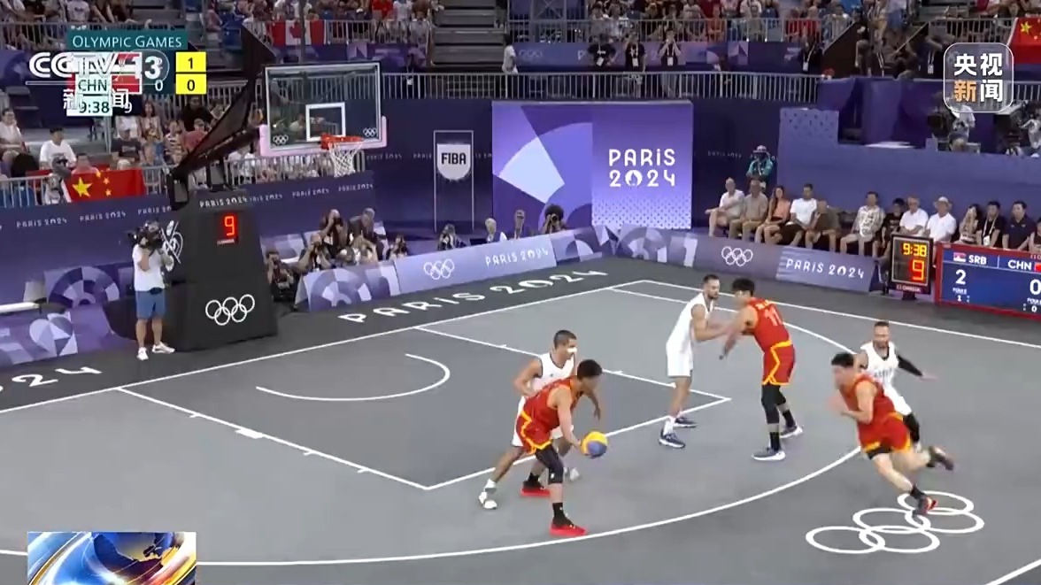 抚摸金牌的 抚摸金牌的