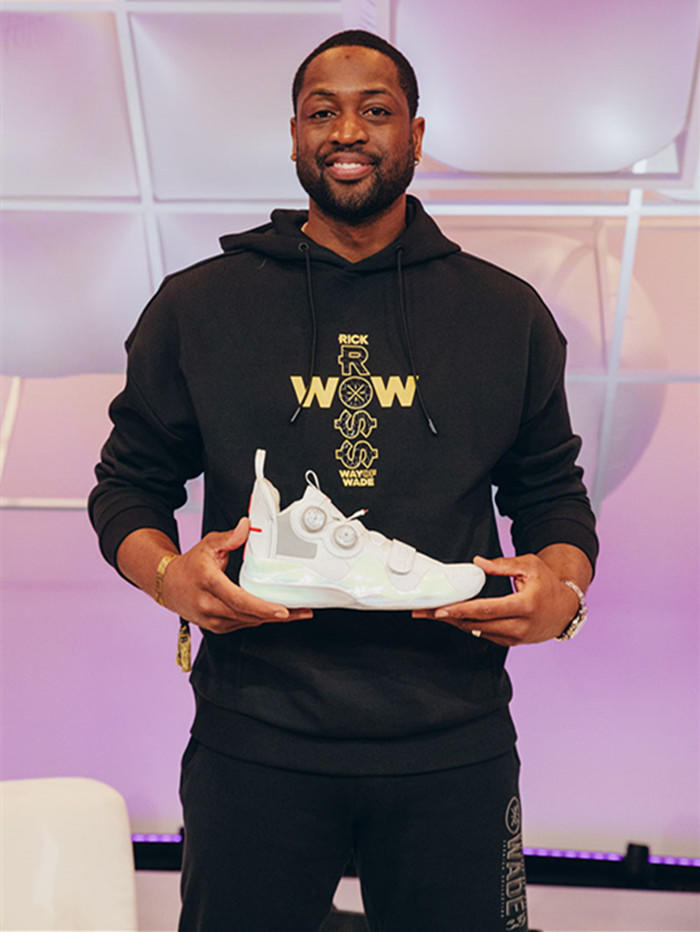 游防线的左 游防线的左